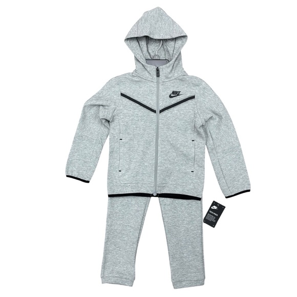 Nike Tech Fleece Piece Set Joggers Jacket1